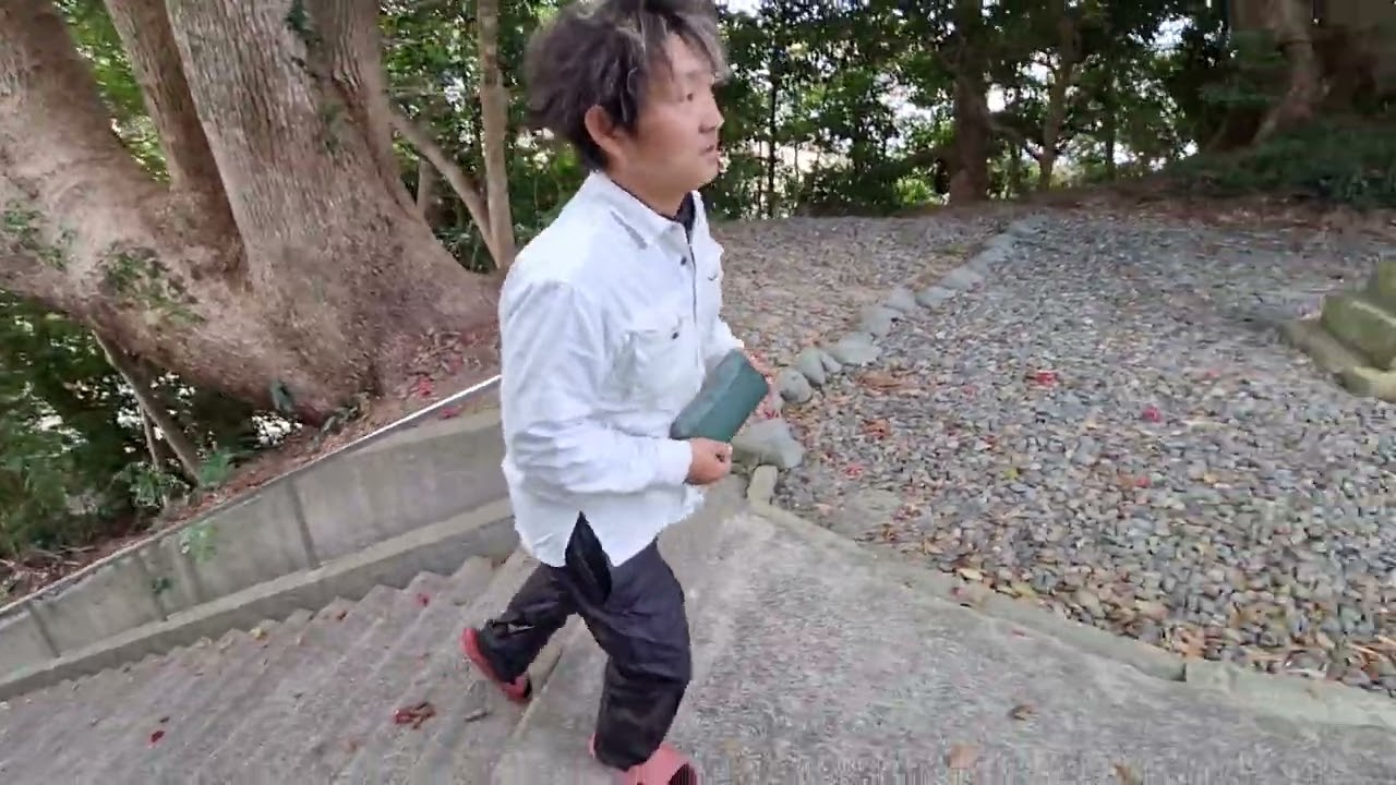 ヒカル社長神社参拝‼️