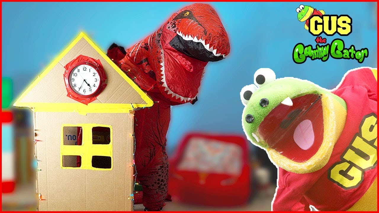 GIANT Cardboard Time Machine BOX FORT CHALLENGE! + Giant Dinosaurs