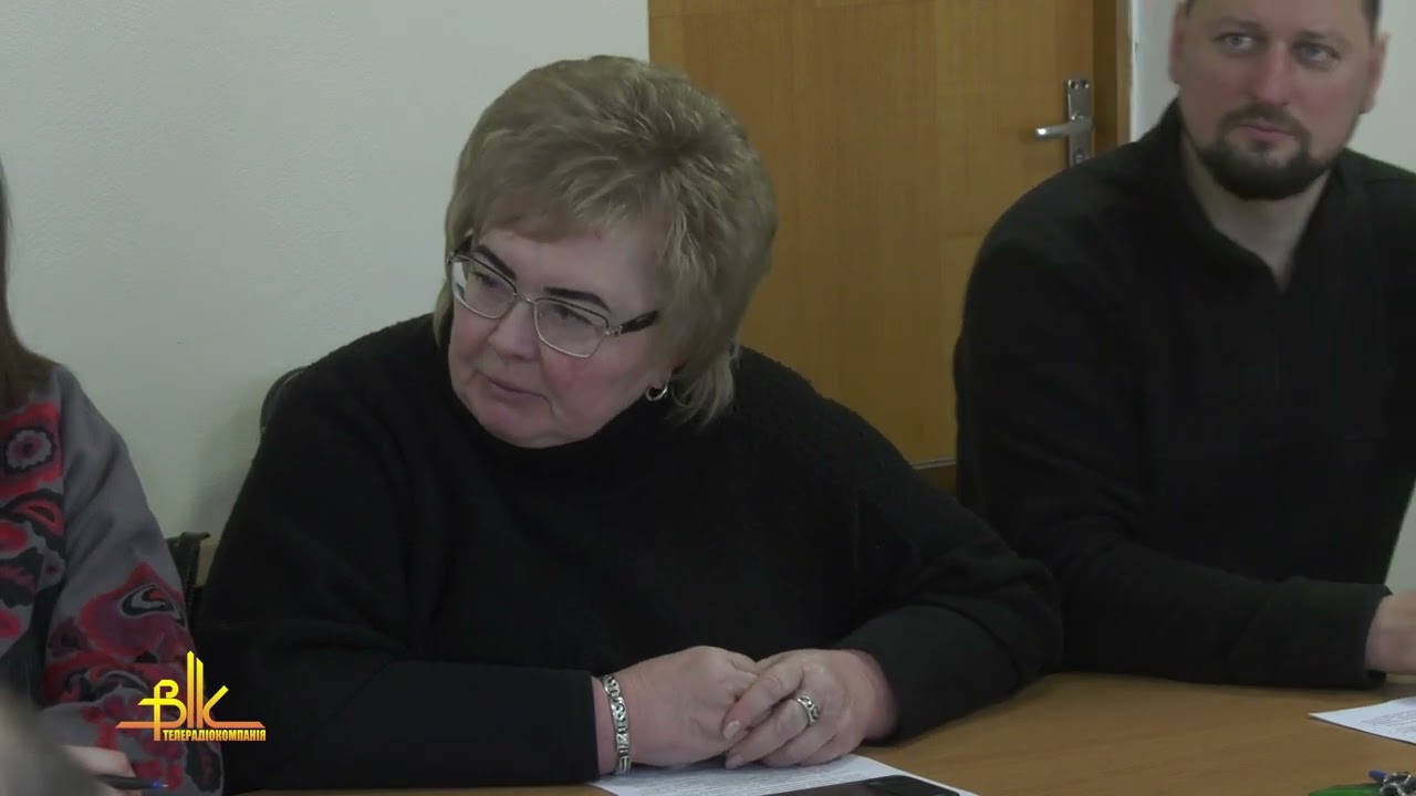 Три супермаркети працюватимуть і вночі, на черзі - аптеки