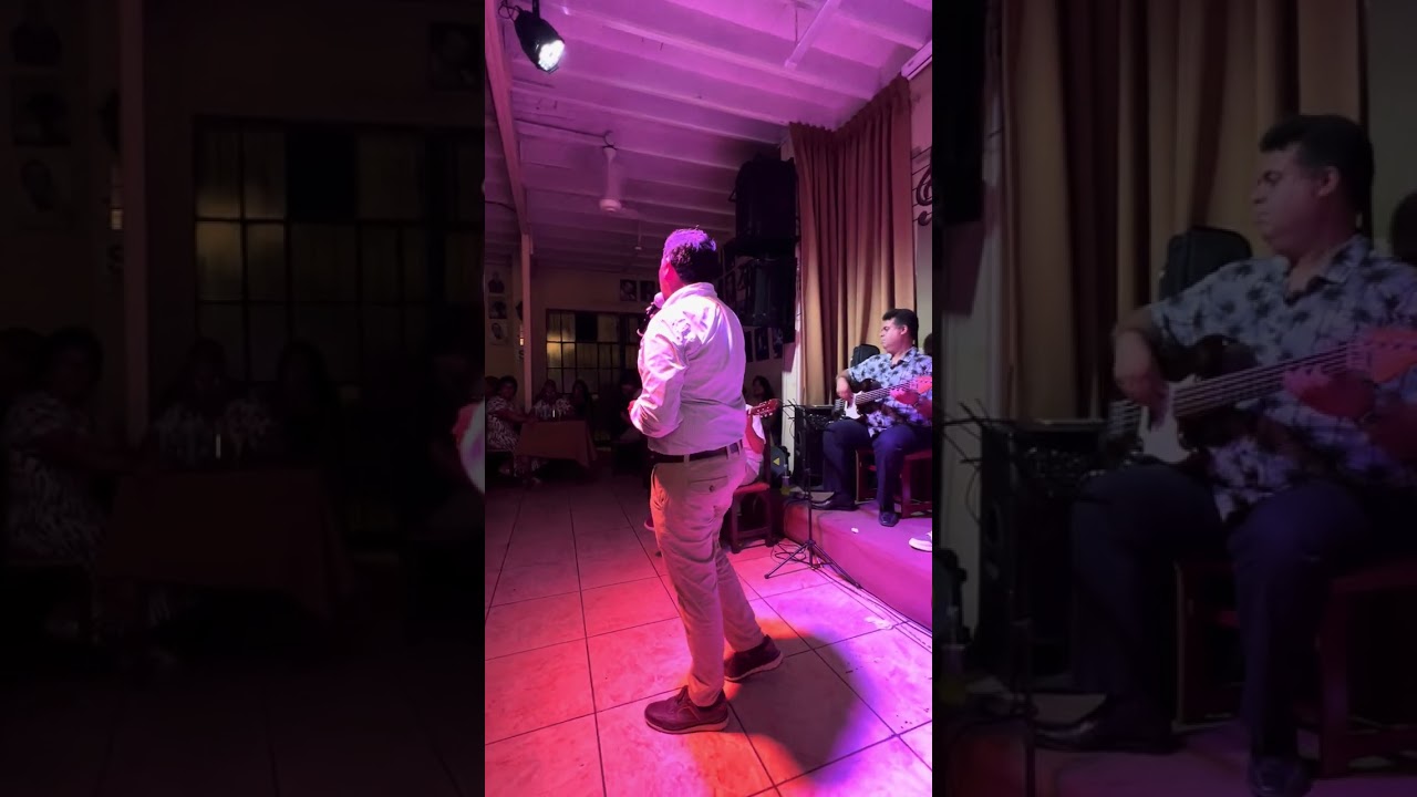 Lima bruja (Guillermo Bolaños) Carlos Castillo