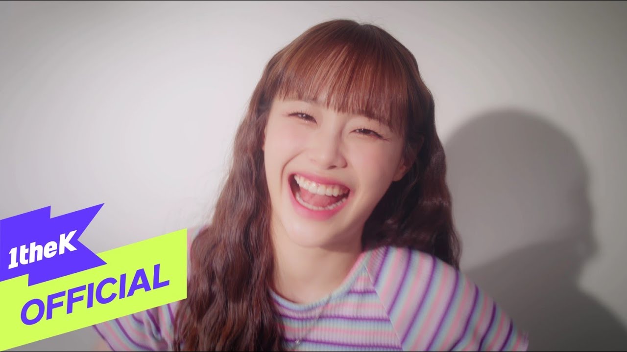 [MV] Chuu(츄) _ ONE AND A HALF(일과 이분의 일)
