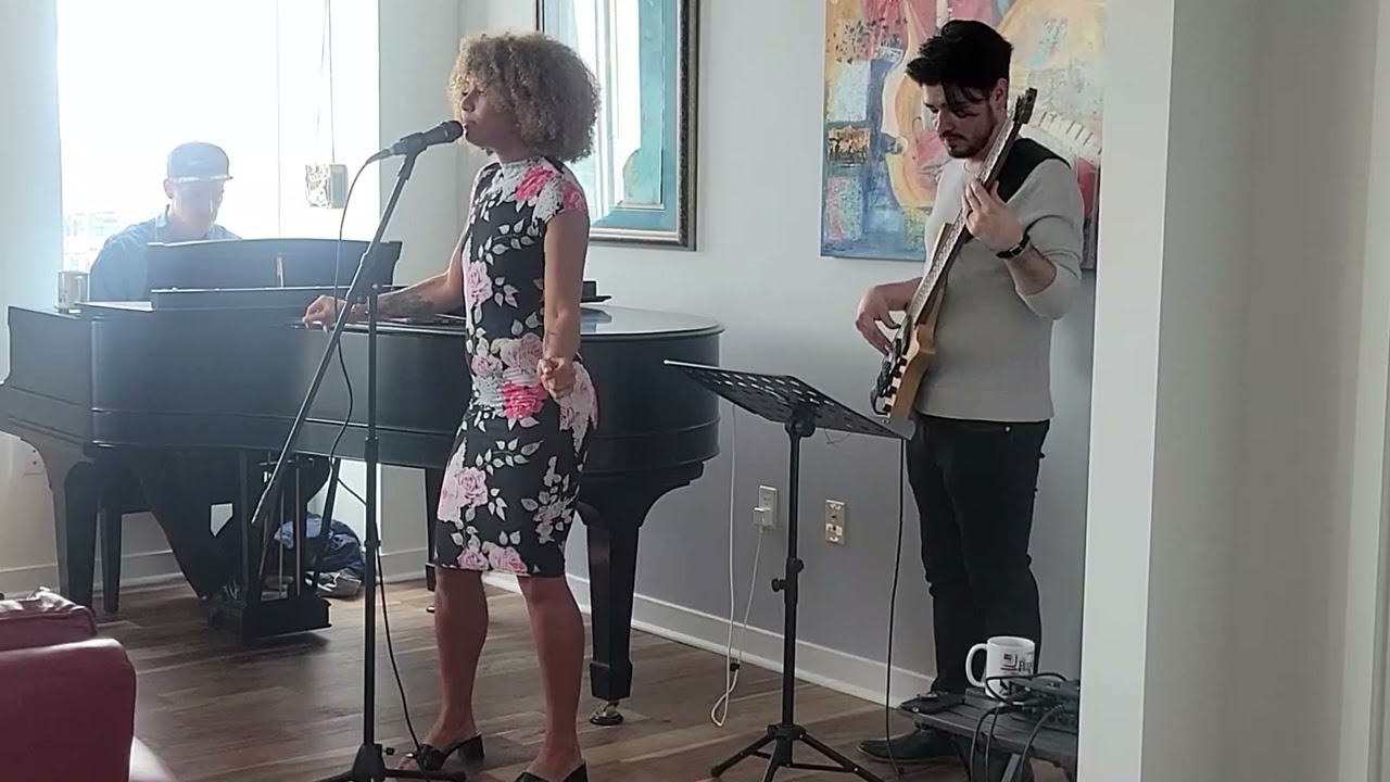 Dzirae Gold at InSpire House Concerts