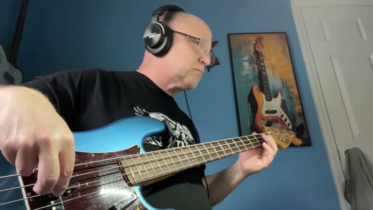 Scorpions Holiday Bass Cover extra bass added