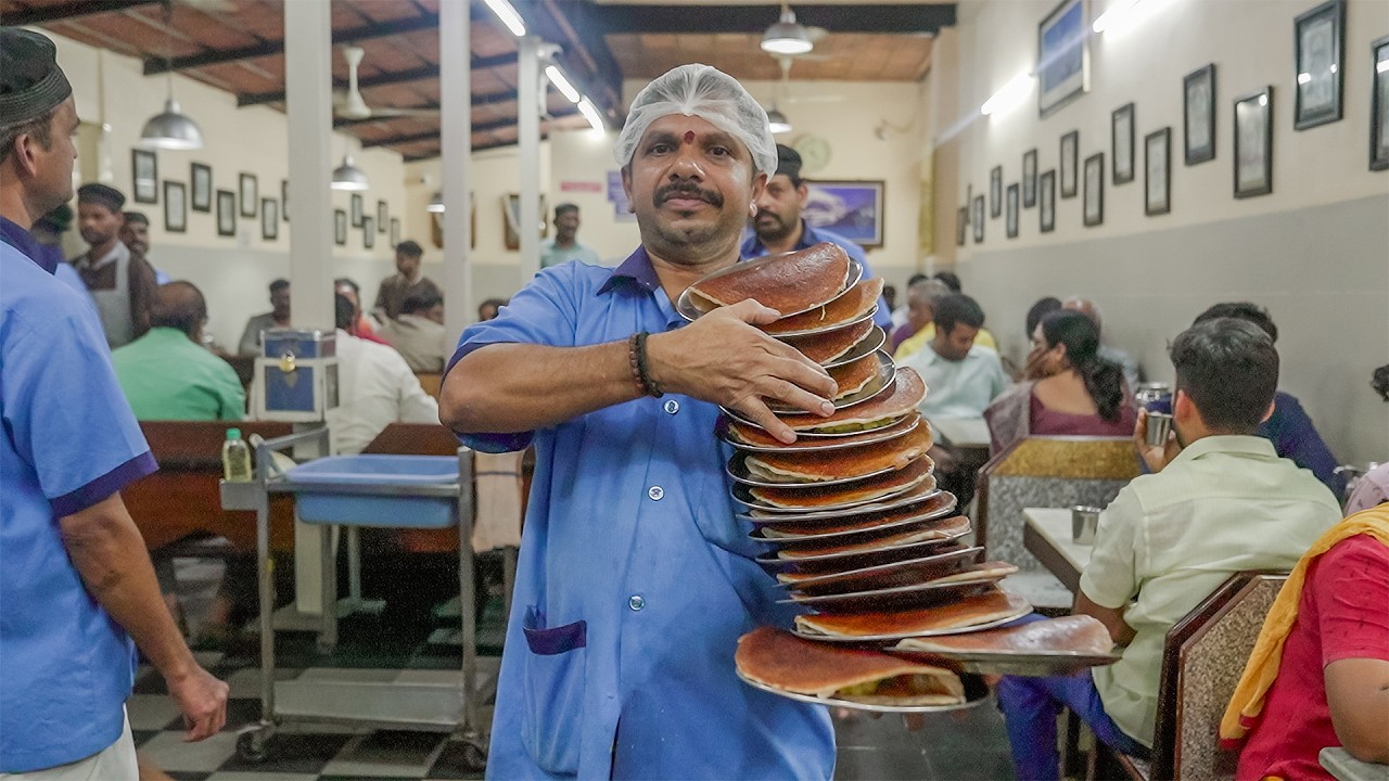 Bengaluru's Famous Dishes Are VEGAN?! South Indian Food Tour (Idli, Dosa, Sambar)