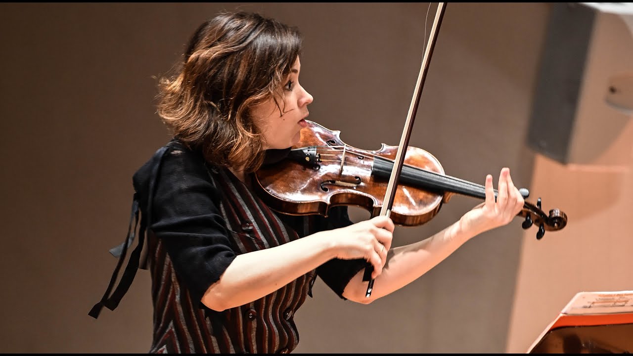 Kopatchinskaja directs and plays Haydn's Farewell Symphony with the Karajan Academy
