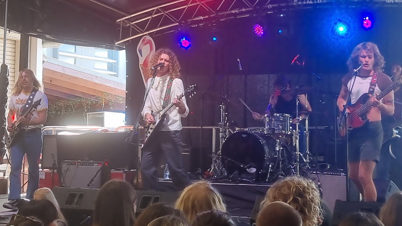 PACIFIC AVENUE - Excuse Me (live)