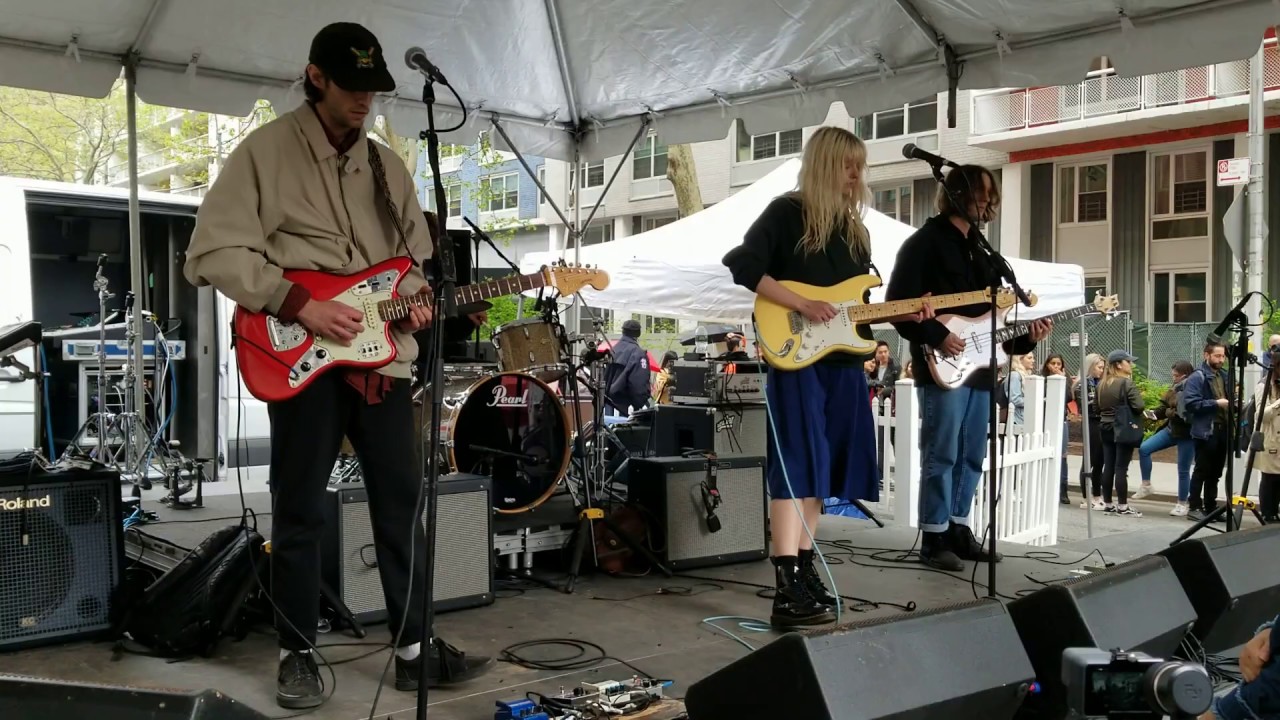 Slow Pulp live at the NYU Strawberry Festival - Steel Birds (Live)