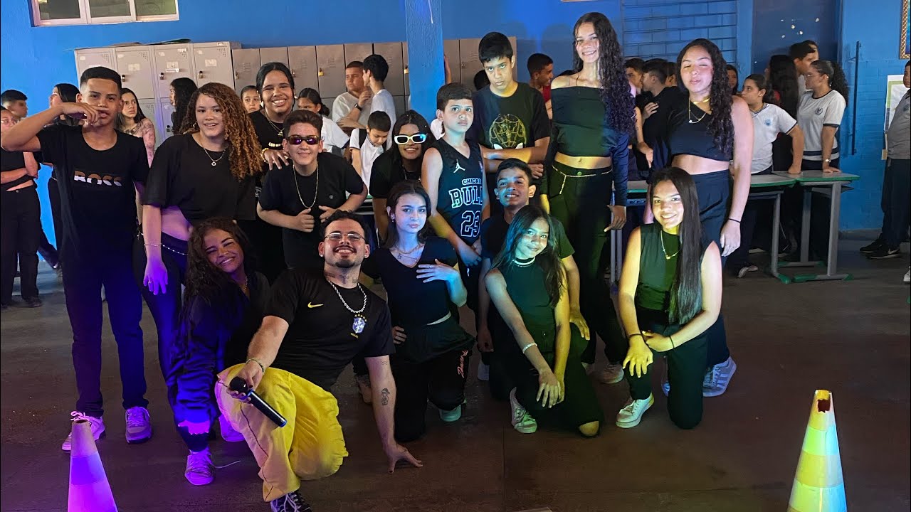Projeto Almoçando com Arte - Abertura 8B - Cheguei - Ludmilla 