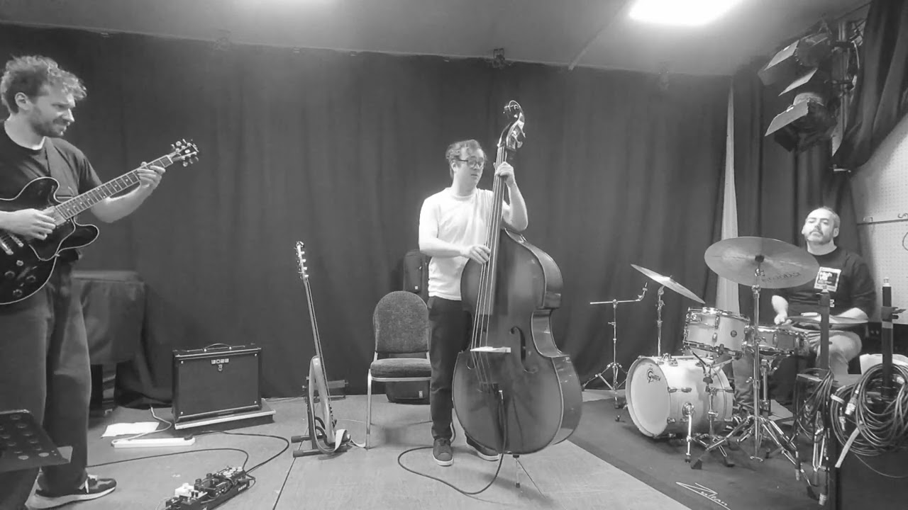 LEA Jazz trio - Beautiful Love