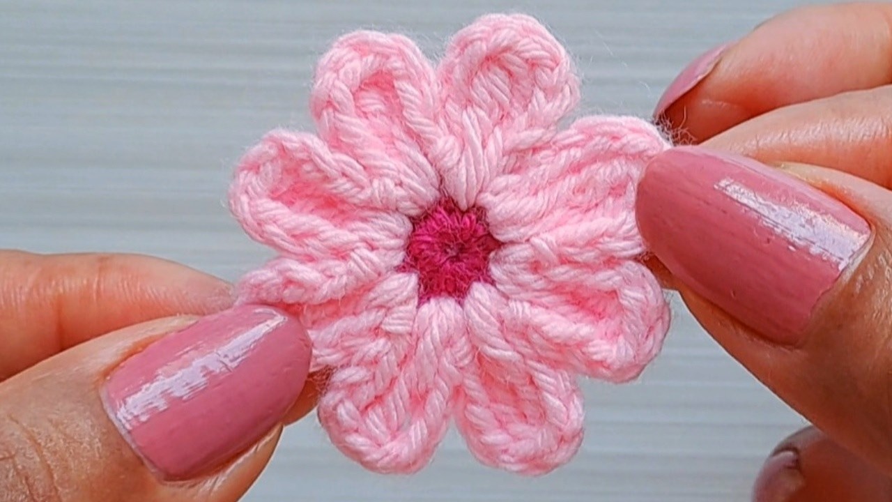 Hazlo en Minutos🌺fácil y rápido, para aplique o decorar/Lindas flores a ganchillo paso a paso fácil.