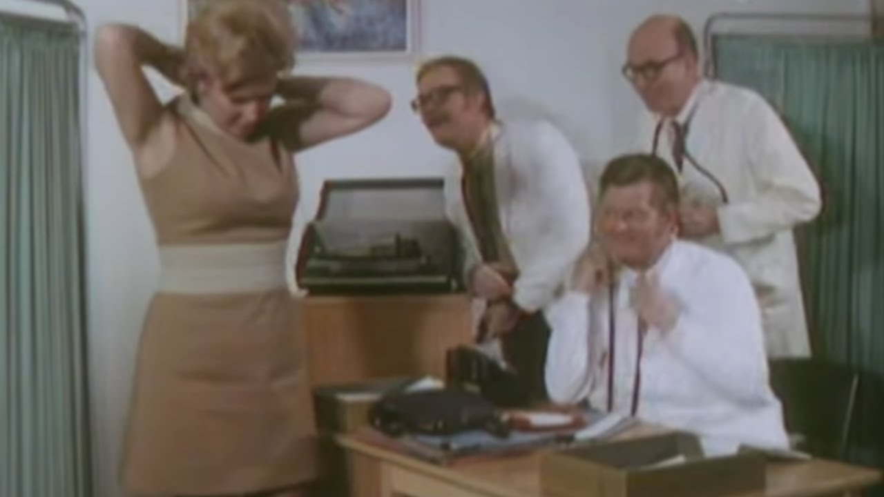 Benny Hill - En route pour l'hôpital…
