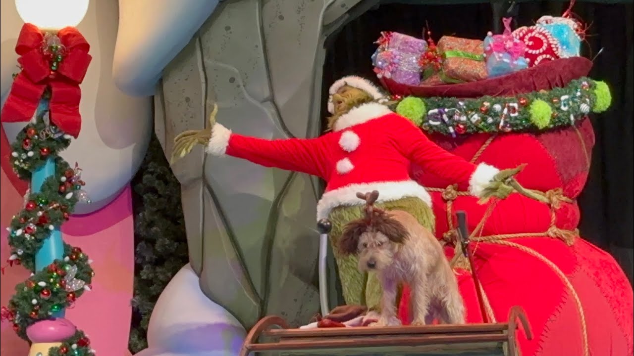 The Grinchmas Who-liday Spectacular at Islands of Adventure