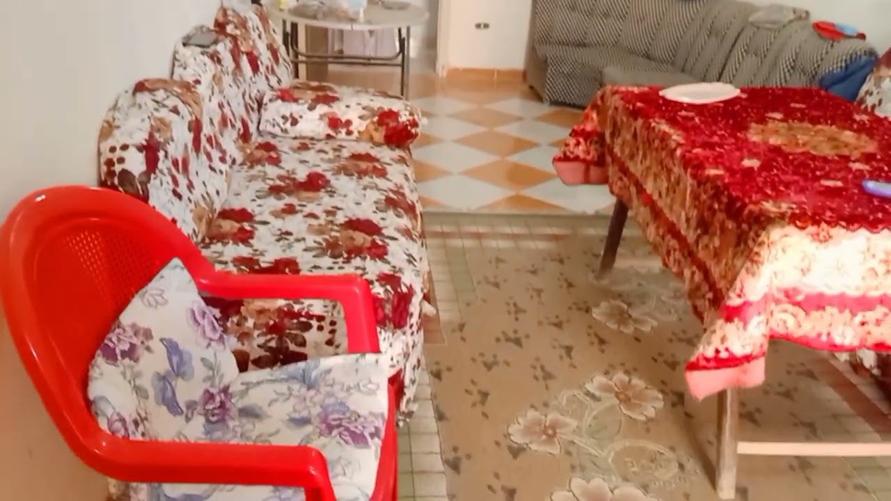 شقه في السونسيه قريب من جيلاتي عزه للبيع01279135547