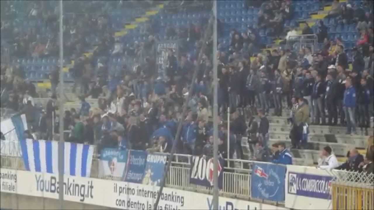 Novara - FC Südtirol 1-0: Tifo Curva Nord Novara.