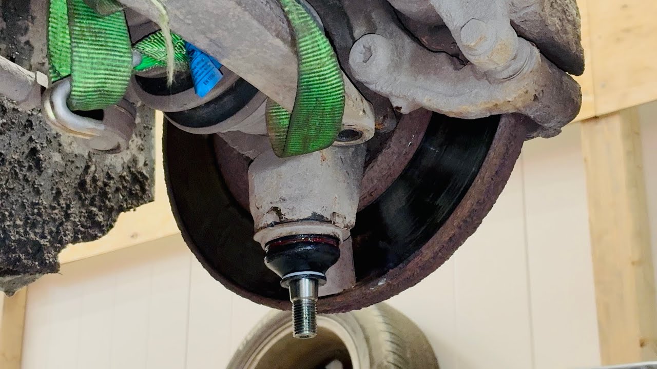 Egy szuper menetes gömbfej a Peugeottól+ hátsó fék karbantartás