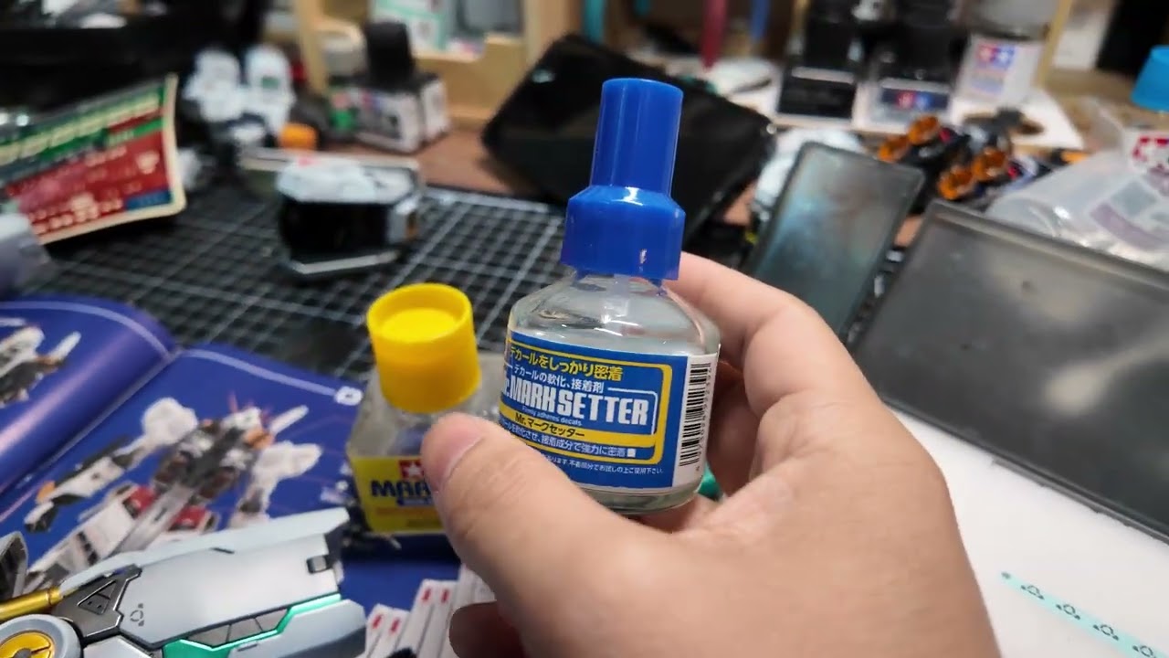 Tutorial para poner Decals de Agua (Water Slide decals) al estilo profesional en tus Gunplas