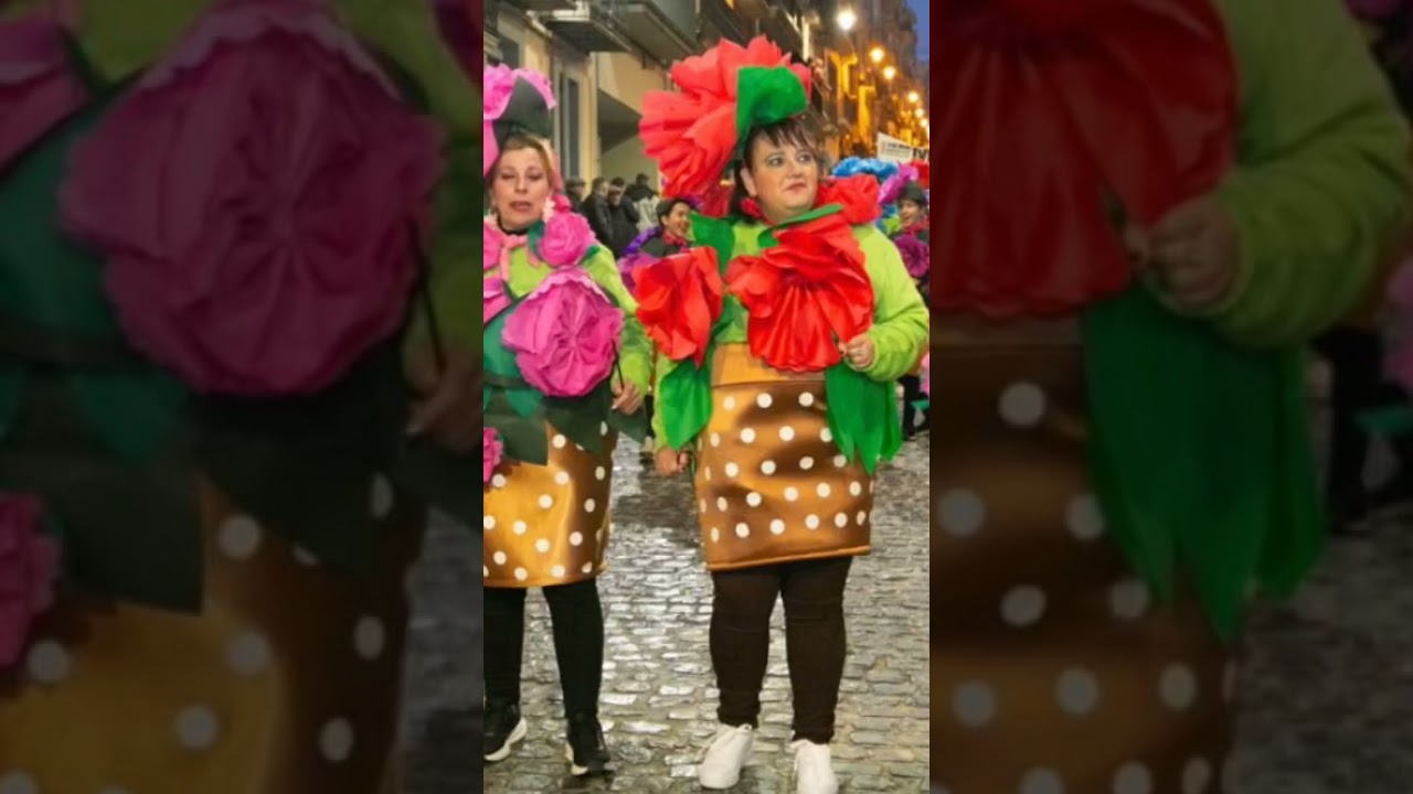 los carnavales en Alcoy muy bonito .🃏🎊🎉.