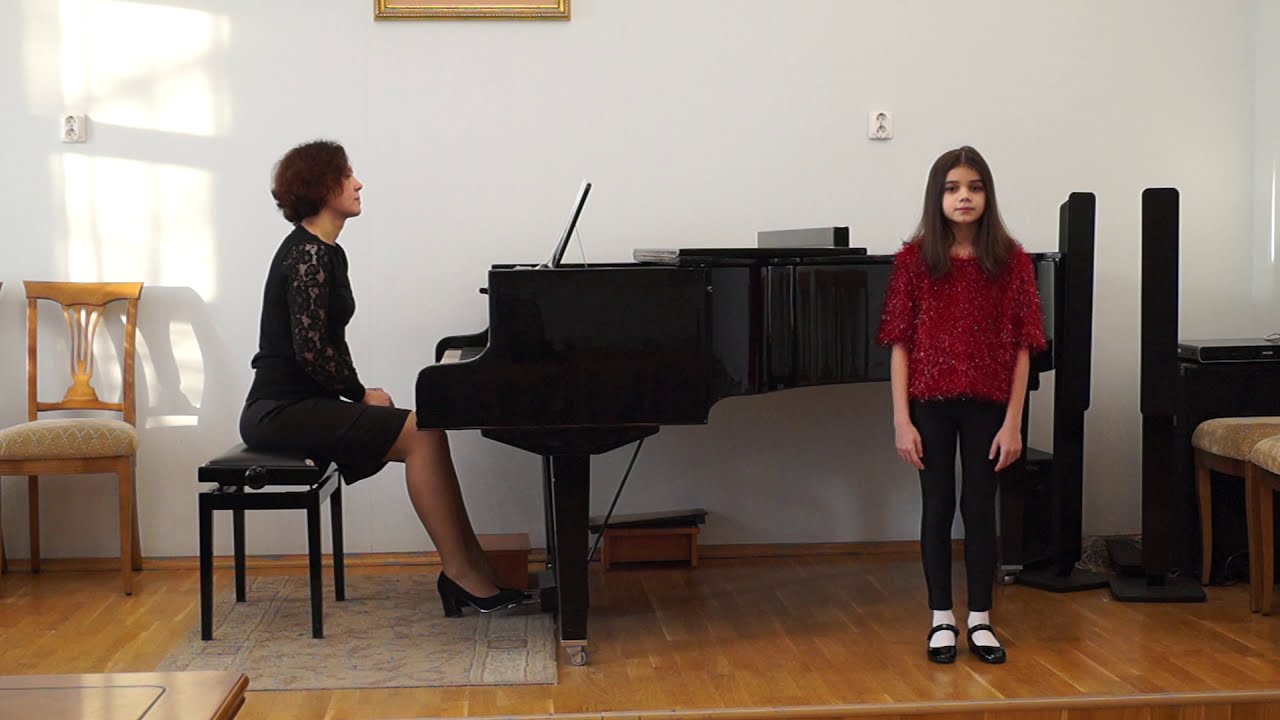 Обухова Алиса, 9 лет. ДМШ №1 г.Вологда.