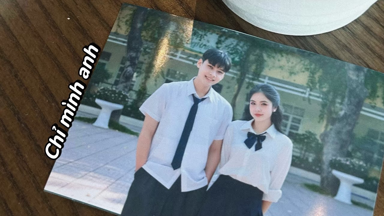 dwongg - Chỉ Mình Anh ( Lyrics Video )