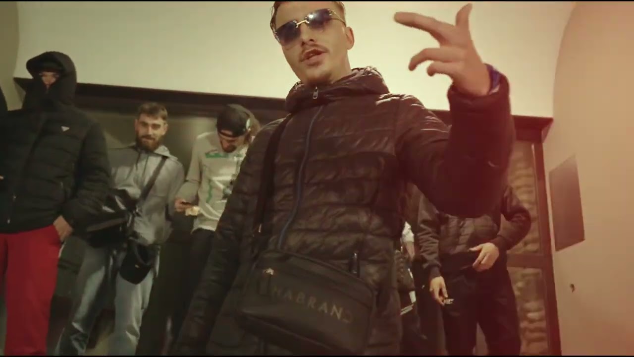 SkanRap - Masque En Or (Clip Officiel) 