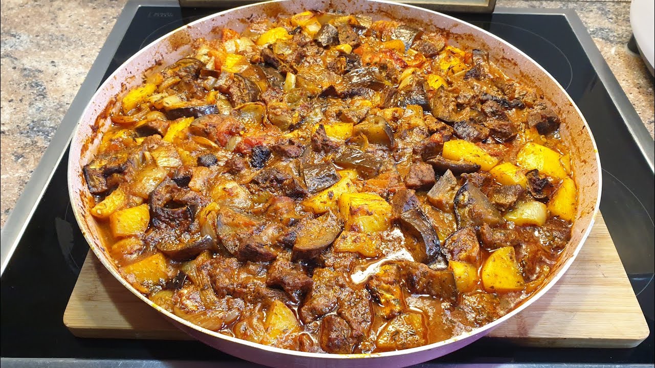 🥰🥰Tavë me Mish dhe perime,Per Iftar super e shishme behet ja vlenë ta provoni,sidomos per Mysafir🥰🥰🥰