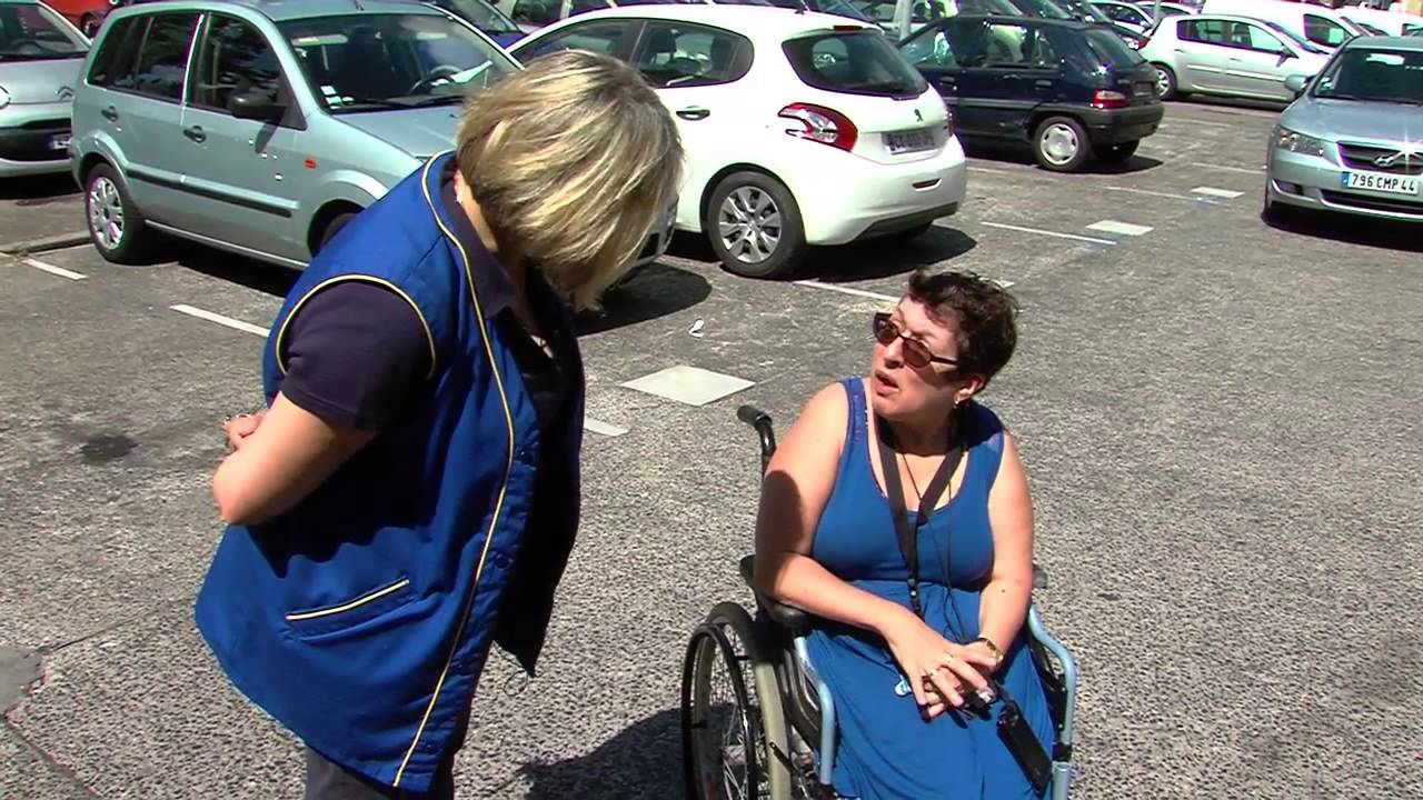 Portrait : Christine Dézelak, gardienne d'immeuble