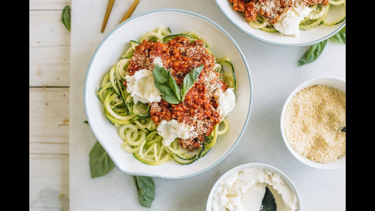 Zucchini Noodles with Quick Turkey Marinara