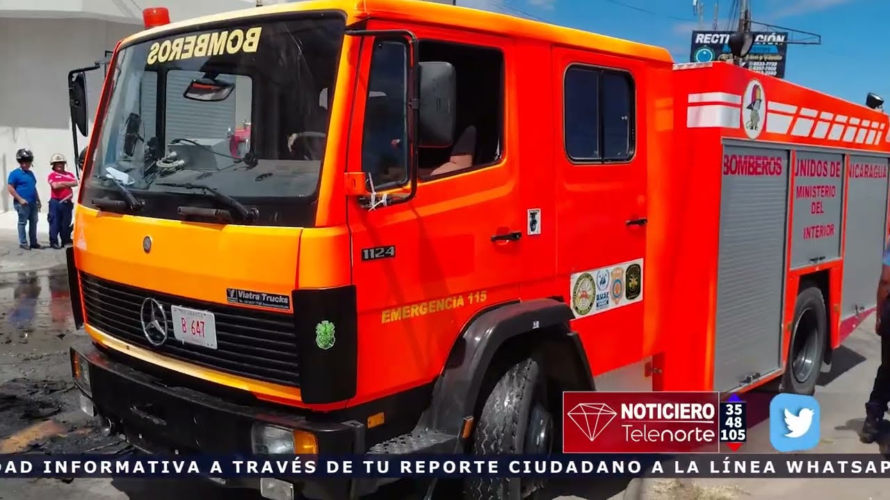 Camión se incendia en carretera panamericana de Estelí