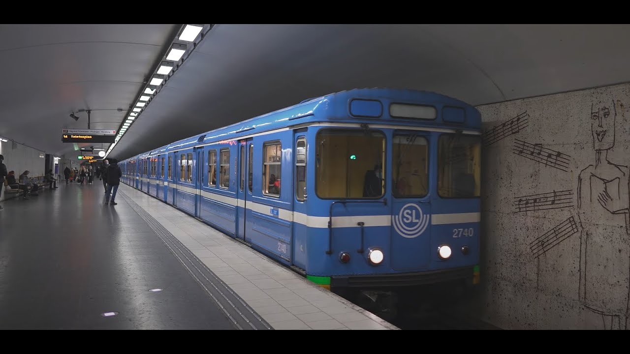 Sweden, Stockholm, Subway ride from Östermalmstorg to Telefonplan