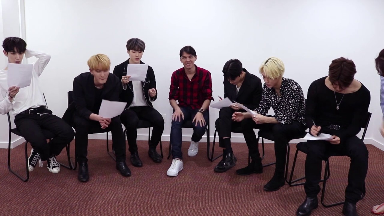 ÍDOLO COREANO CANTANDO EM PORTUGUÊS ft. VAV