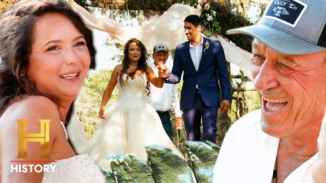 Swamp People: TROY OFFICIATES PICKLE'S WEDDING! (Season 16) | History