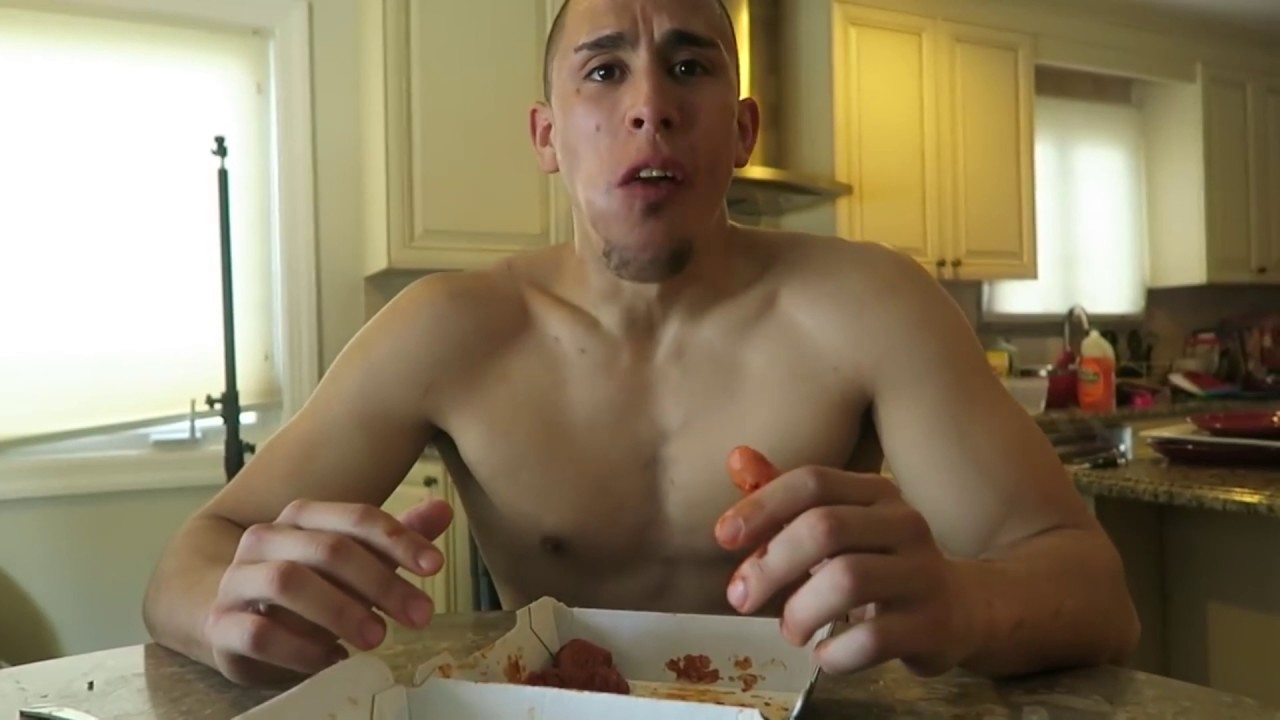 FUNNY HOT WINGS PRANK!! (Gone Wrong)