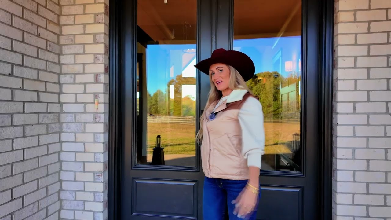 Inside a $1M Equestrian Estate in Tennessee!