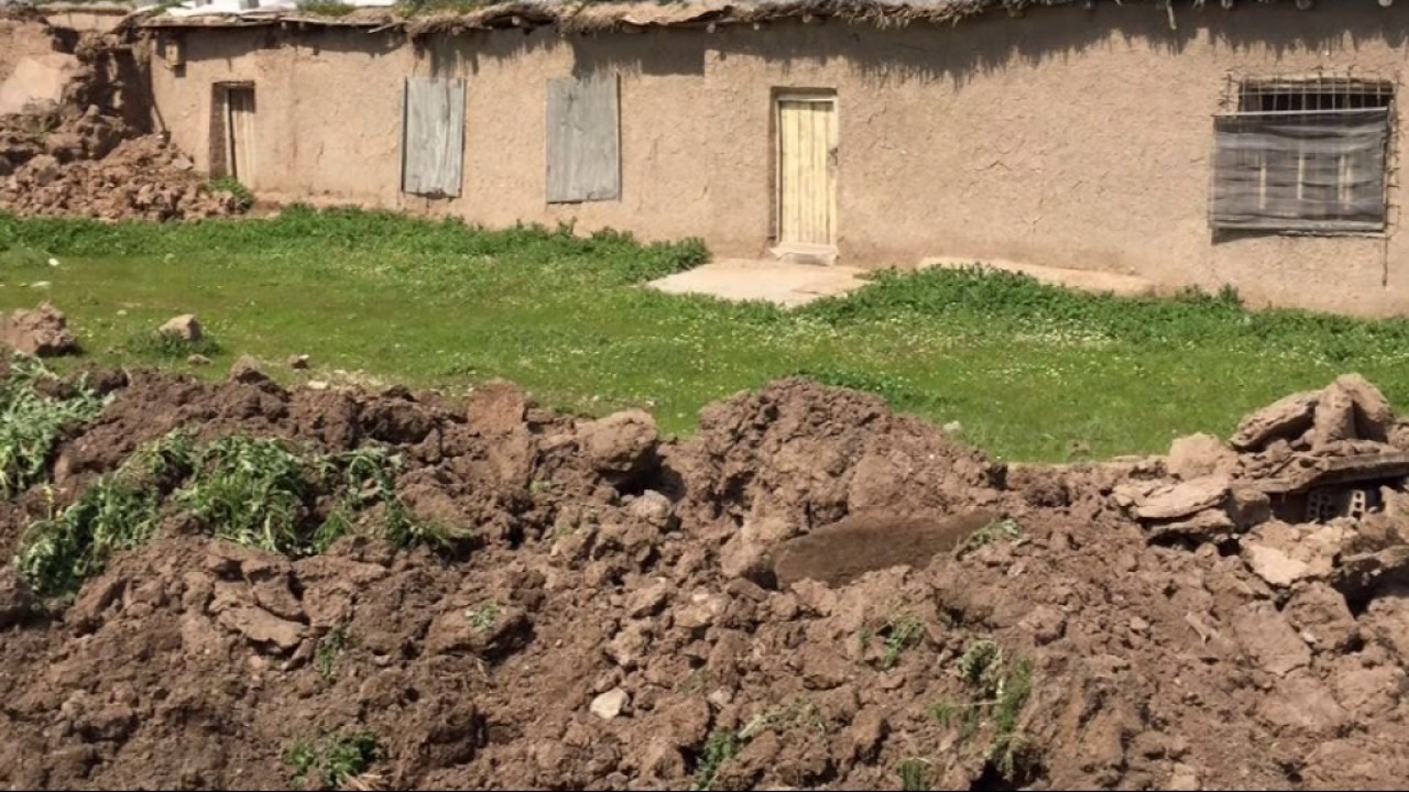 AĞALARA DİRENEN ASLANOĞLU KÖYÜ