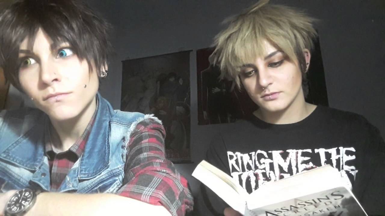 How to Raise a Brat (Shingeki no Kyojin Cosplay Crack)