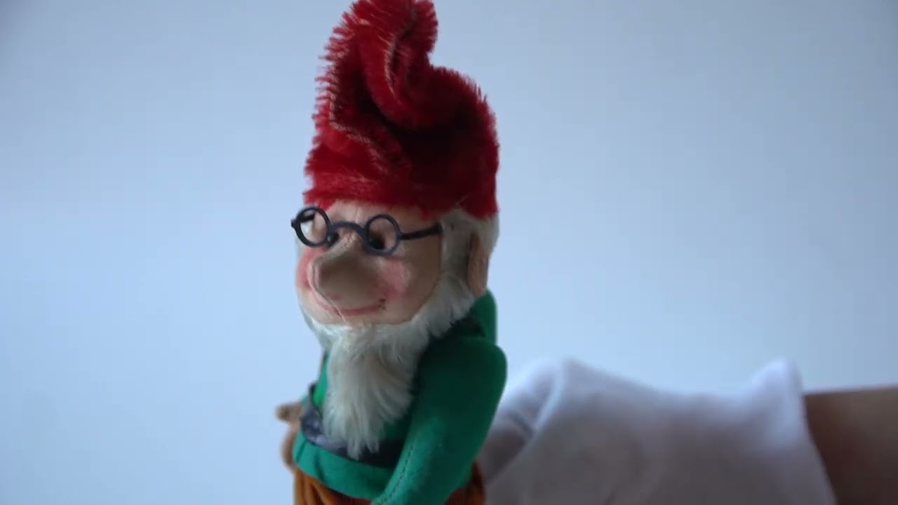 Moskovszky Éva gyermekkori játéka: Törpefigura