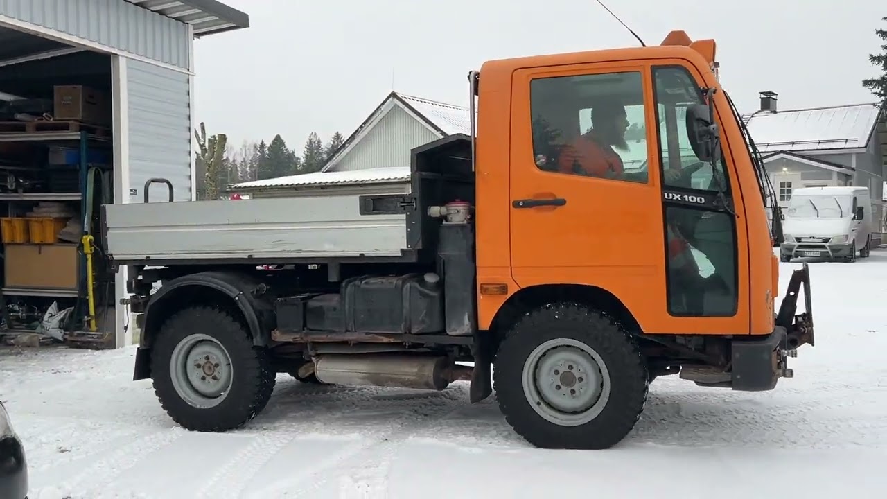 Huutokaupataan MB Unimog UX100 vm. 1996