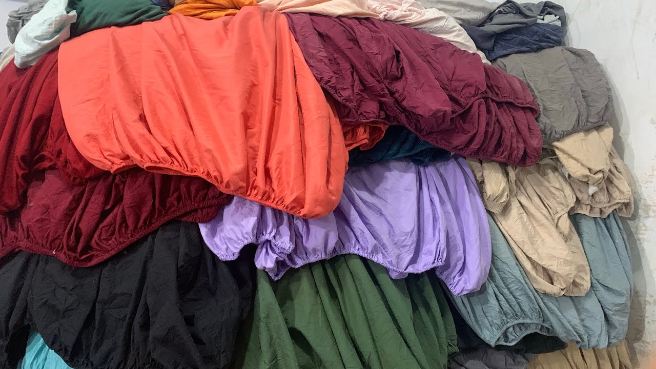 Lastic chader available hai sirf 100 rupey par piece minimum order 50 pieces 03422501793