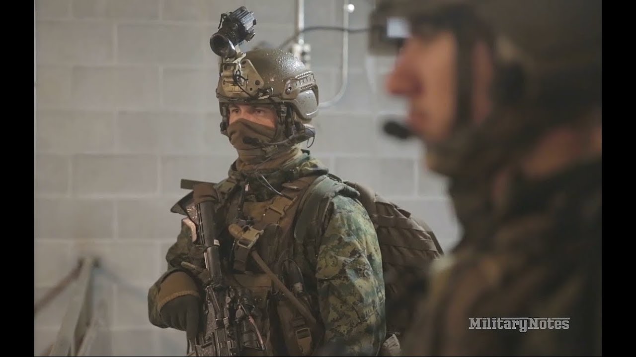 USMC Recon conduct live fire and raid mission (2nd Recon Bn)