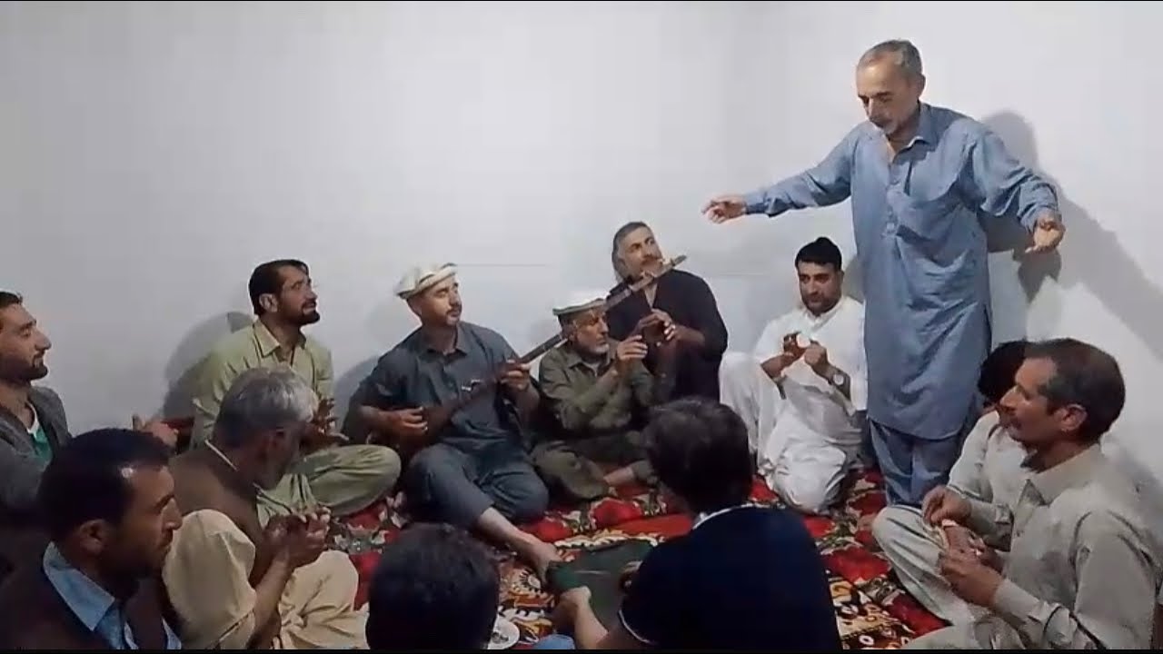 Chitral Ma Haqa Haripuro Jel by Shuja Ul Haq