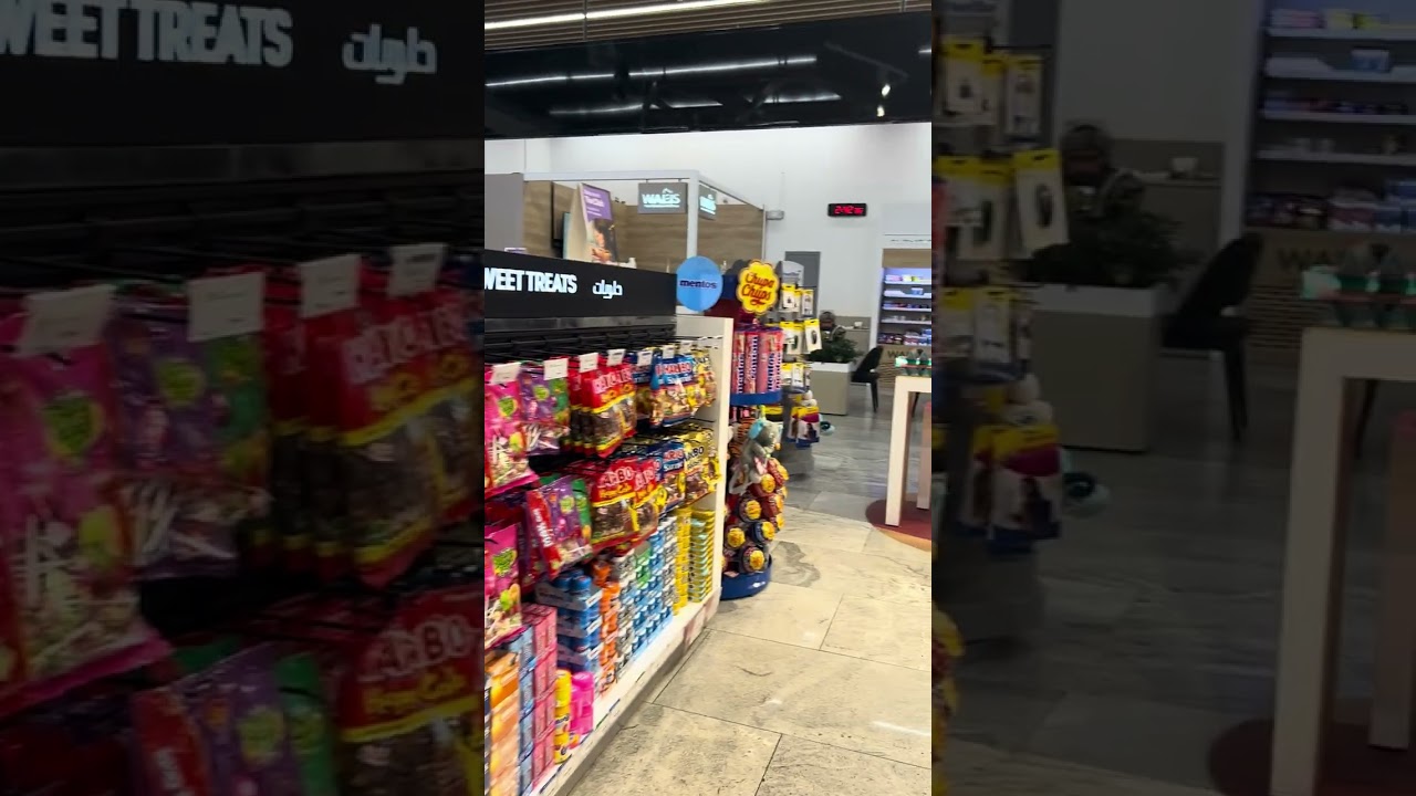 قضيت الليل في مطار الكويت مبني طيران الجزيرة 🇰🇼🤩