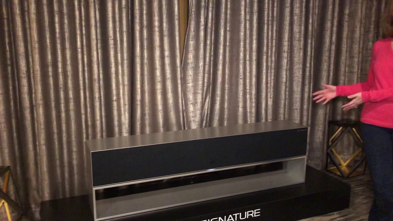 LG Signature OLED TV R Demo