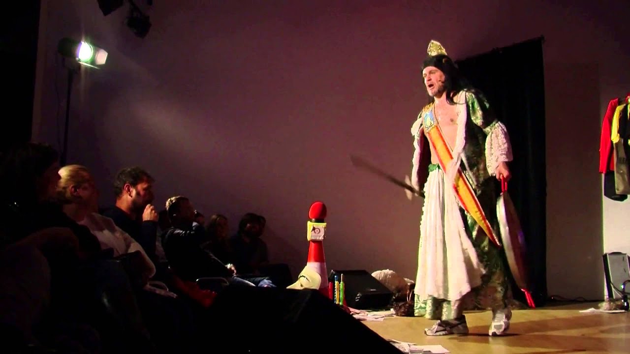 Xavi Castillo. Circuito Café Teatro 2014 (octubre-noviembre)