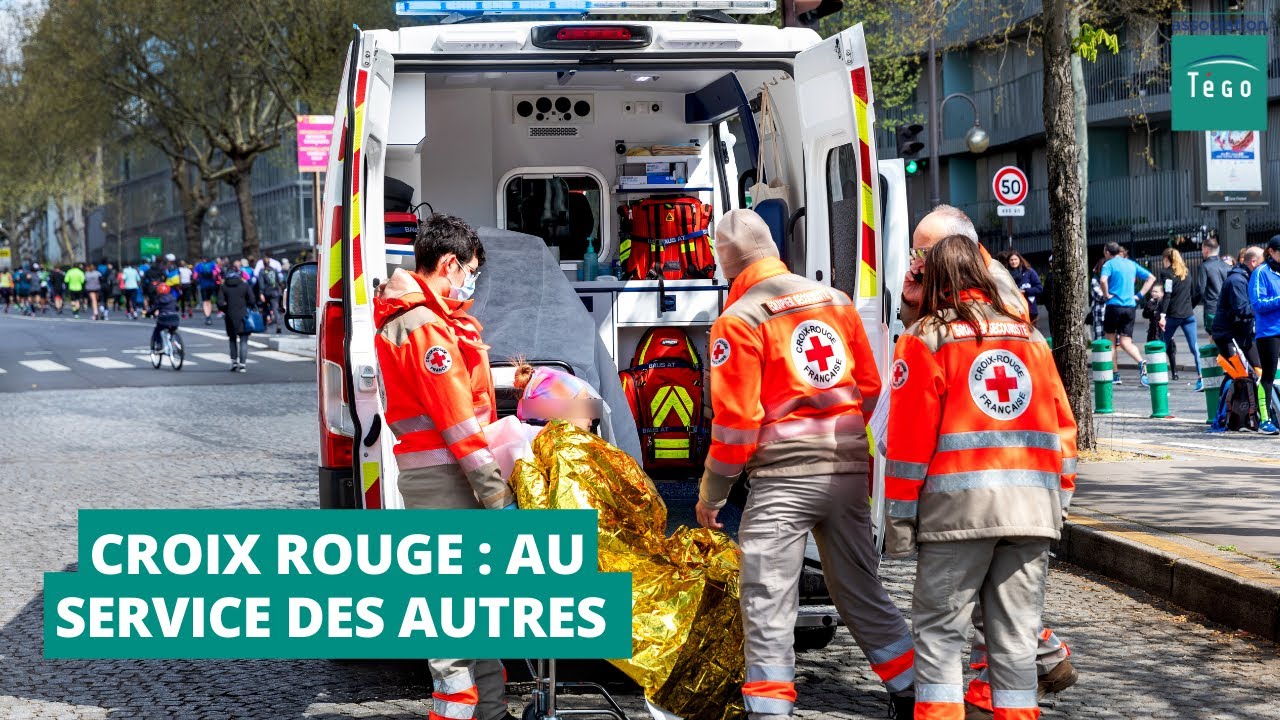 LA CROIX ROUGE - AU SERVICE DES AUTRES