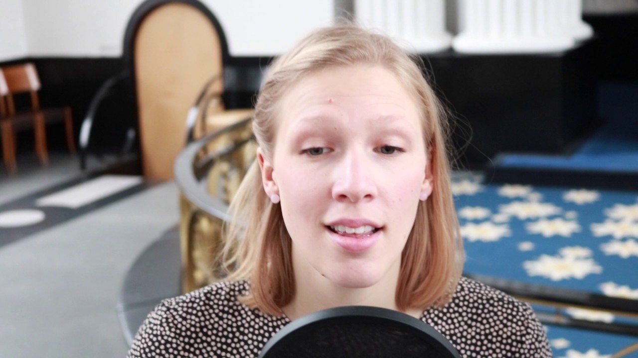 St&oslash;rst af alt er k&aelig;rlighed - Anne Linnet