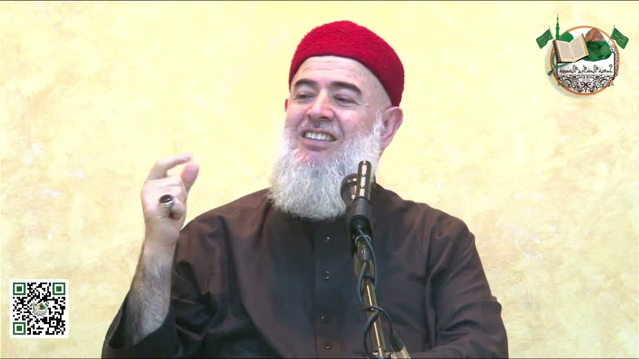 سليمان نبيٌّ كريمٌ عليه السلام ليسَ ساحرًا، و مَن قالَ عنهُ إنه ساحرٌ فهو كافر