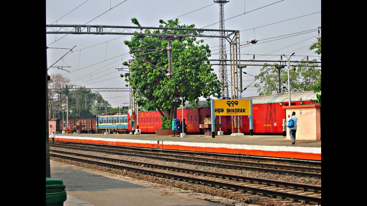Bhadrak (BHC) Indian Railway Station (ECoR) | Bhubaneswar(BBS)-Howrah(HWH) JanShatabdi Express 12074