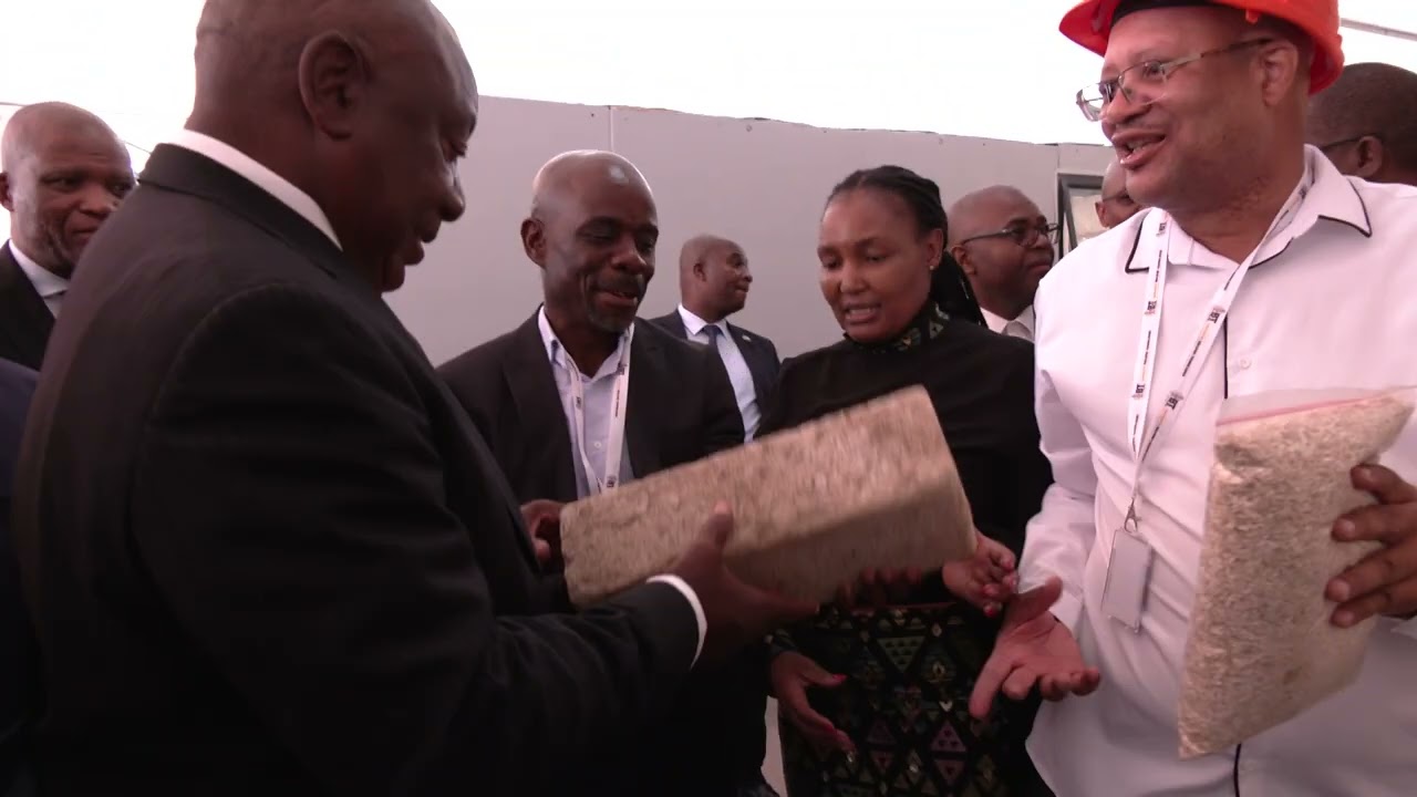 President Cyril Ramaphosa opens the exhibition at the Innovative Building Technologies Summit.