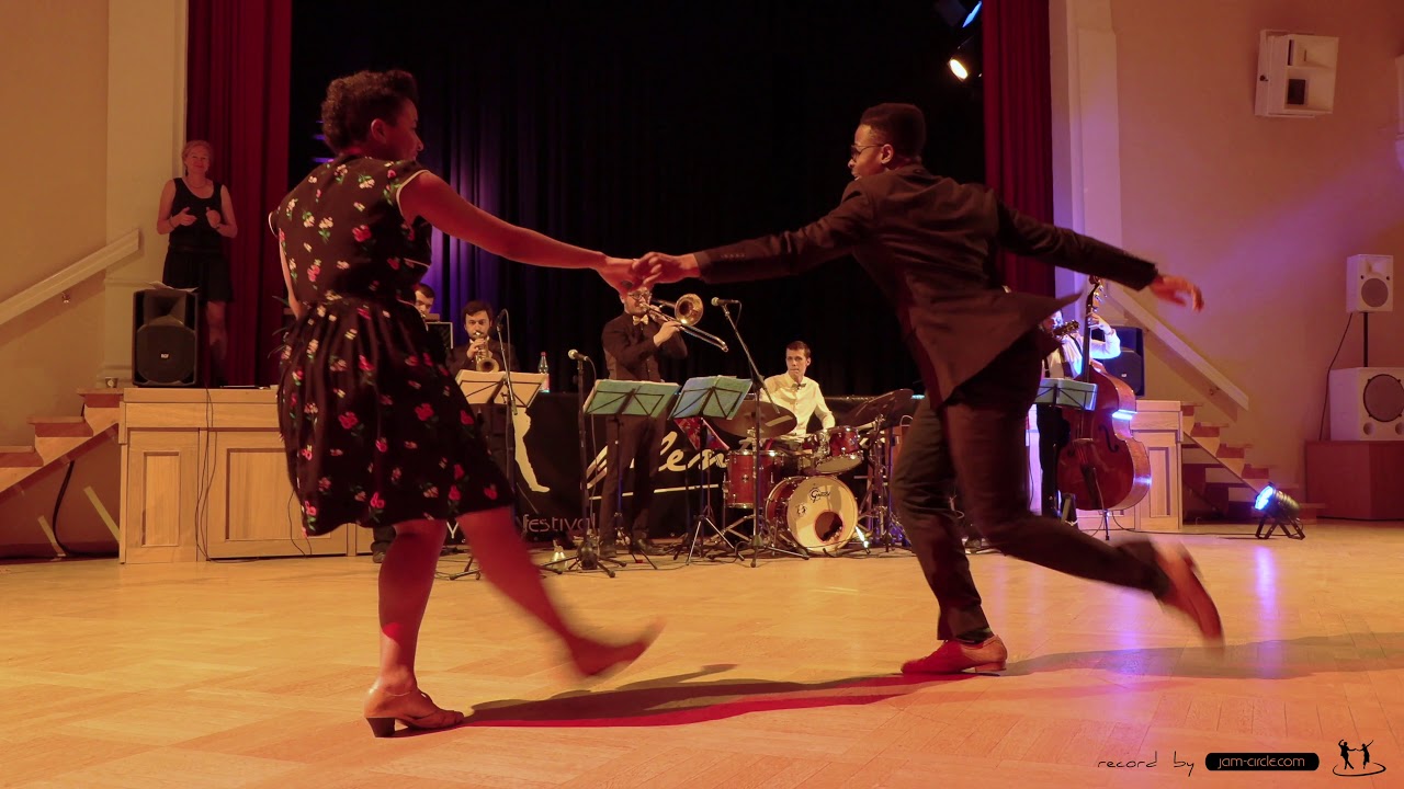 Dee & Josh ✪ Social Impro • • 2018 Plenty Hot :: Lullaby of Birdland / Lindy Hop