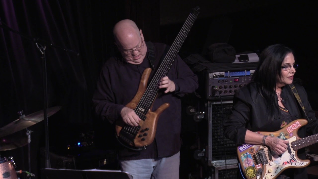 Carole Pellatt & BONEYARD/Stang's Swang